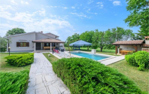Отель Stunning home in Barban with WiFi and 5 Bedrooms  Барбан